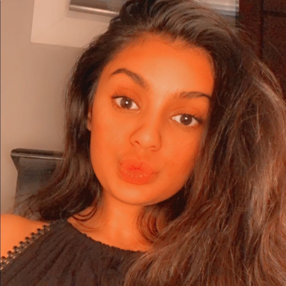 Meet your Posher, Rishita